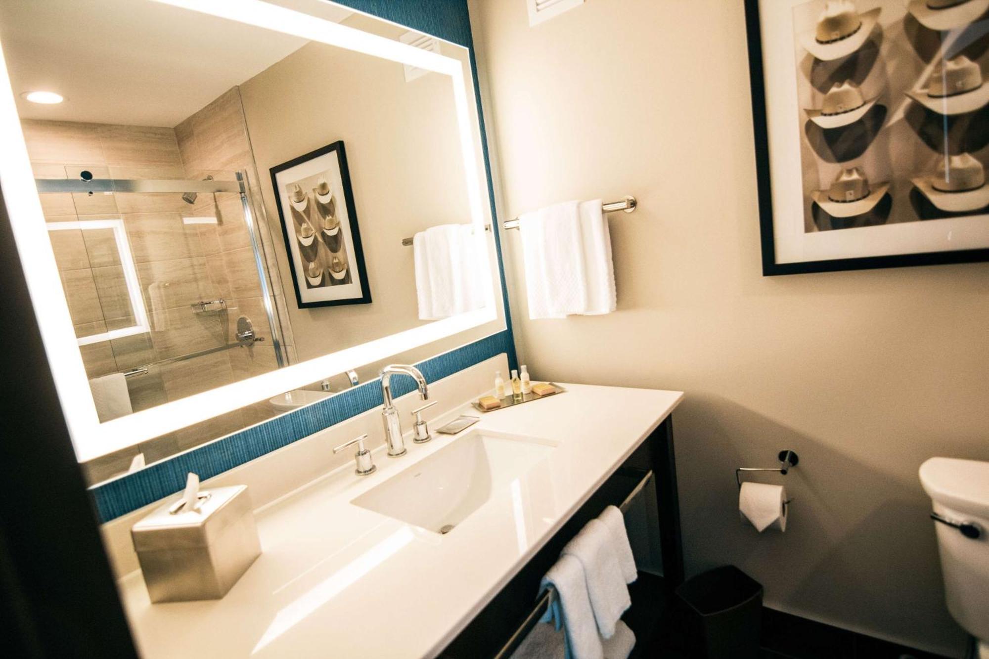 Doubletree By Hilton Lubbock - University Area Eksteriør bilde