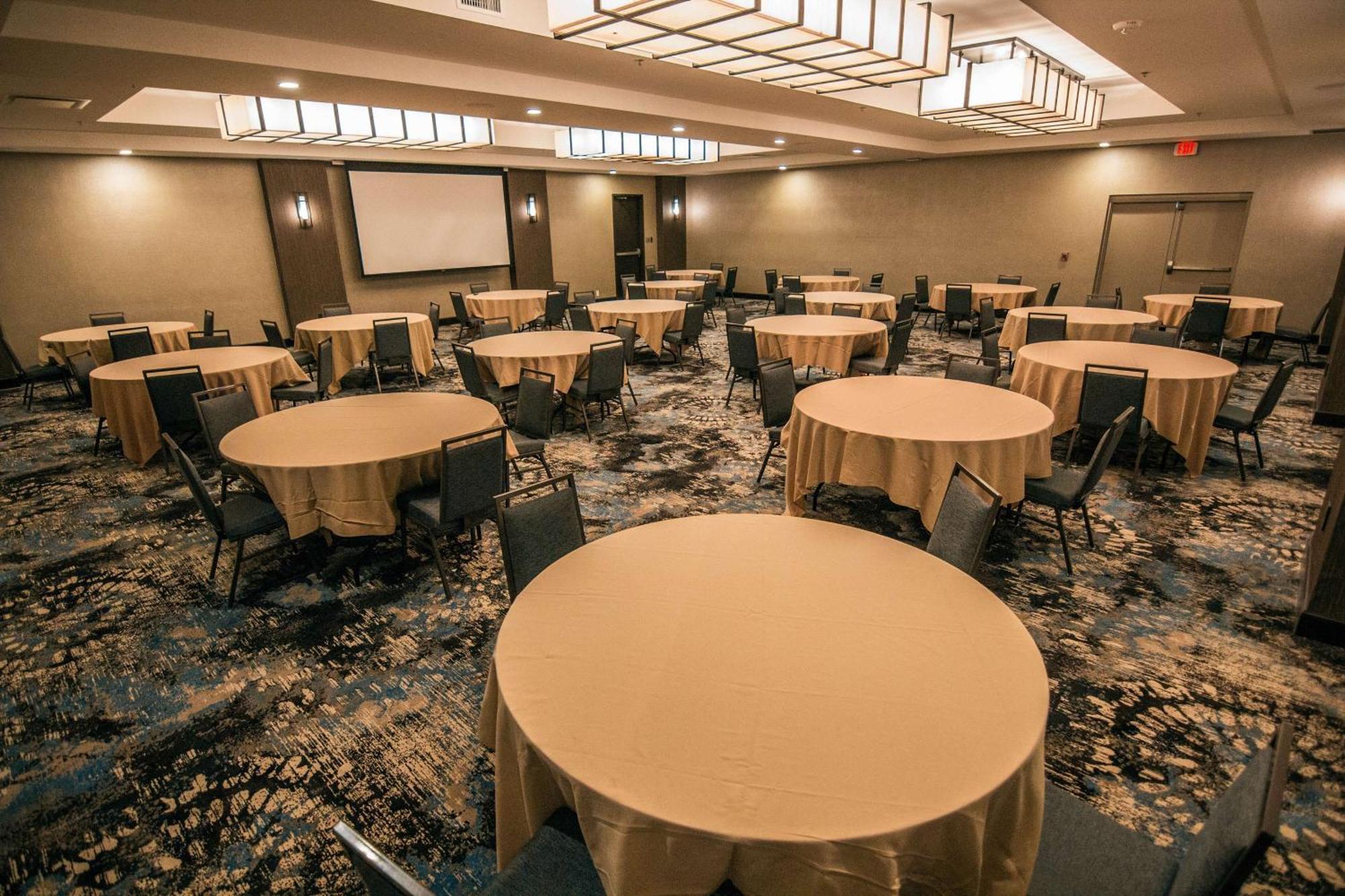 Doubletree By Hilton Lubbock - University Area Eksteriør bilde